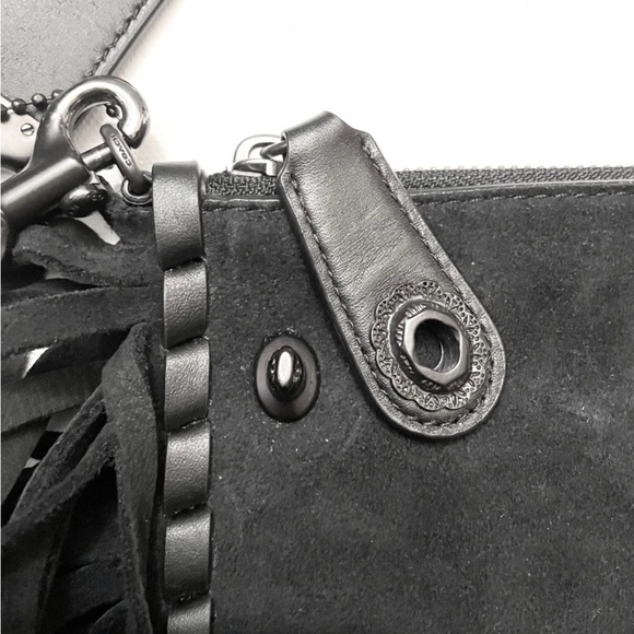 Coach 1941 Turnlock Tearose Suede Fringe Black Clutch 86840 - Picture 4 of 14